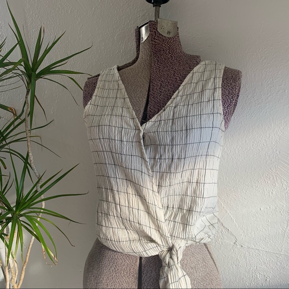 Eye Shadow | Cream Windowpane Pattern Wrap Tank Top - Small - Picture 12 of 14